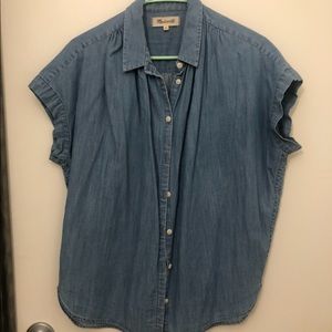 Madewell Chambray short sleeve button down shirt